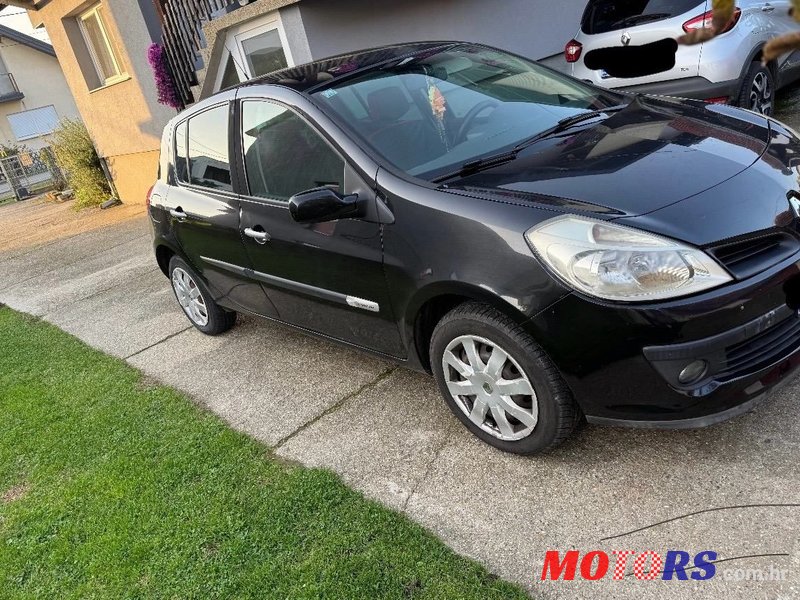 2007' Renault Clio 1,2 16V photo #1