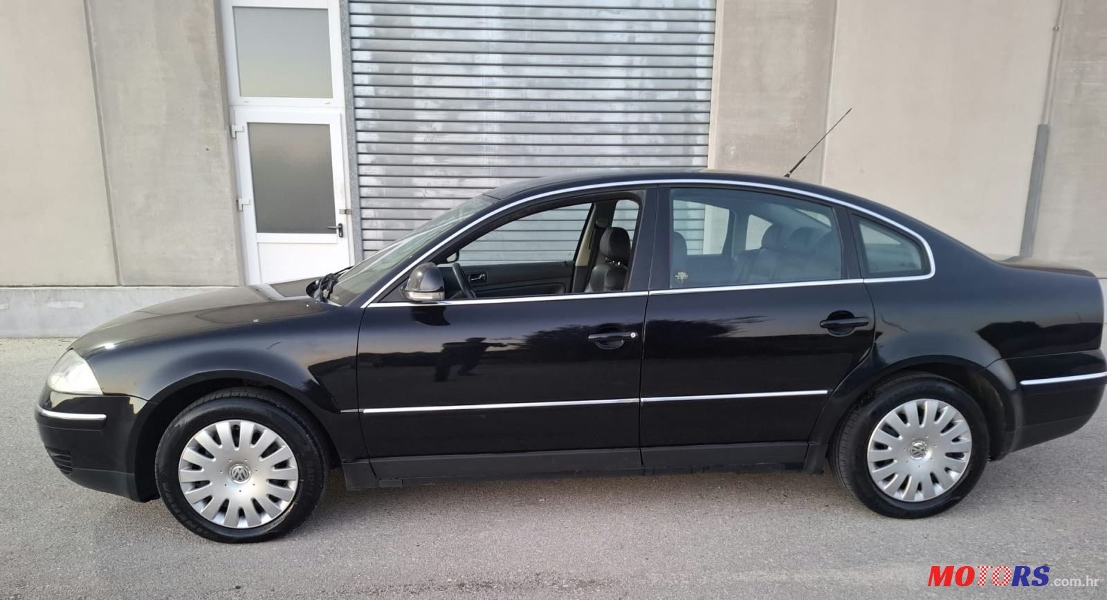 2005' Volkswagen Passat 1,9 Tdi photo #2