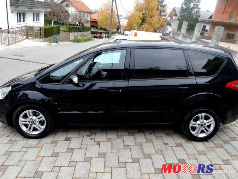 2010' Ford S-Max 2,0 photo #1