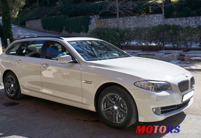 2012' BMW Serija 5 Touring 525D photo #1