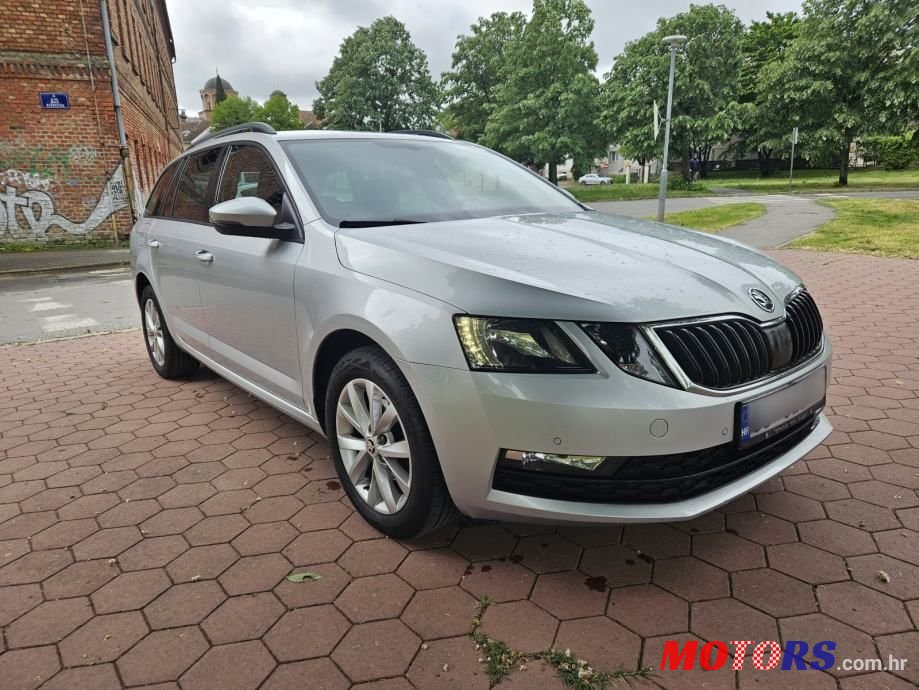 2017' Skoda Octavia Combi photo #1