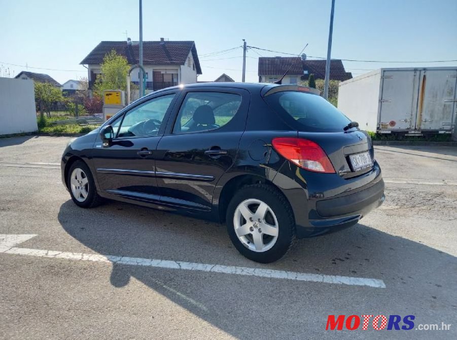 2010' Peugeot 207 1,4 Hdi photo #1