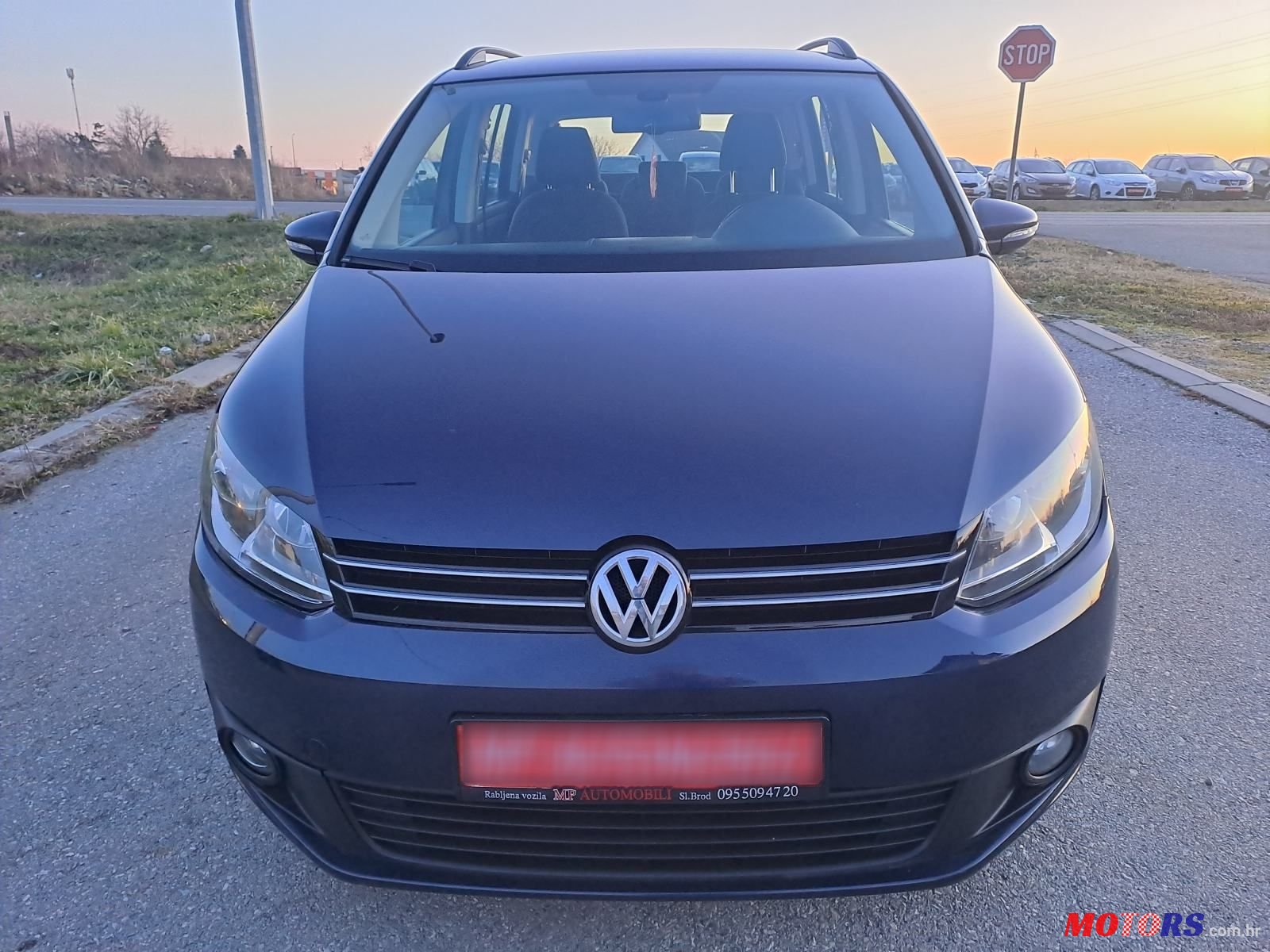 2014' Volkswagen Touran 1,6 Tdi photo #2