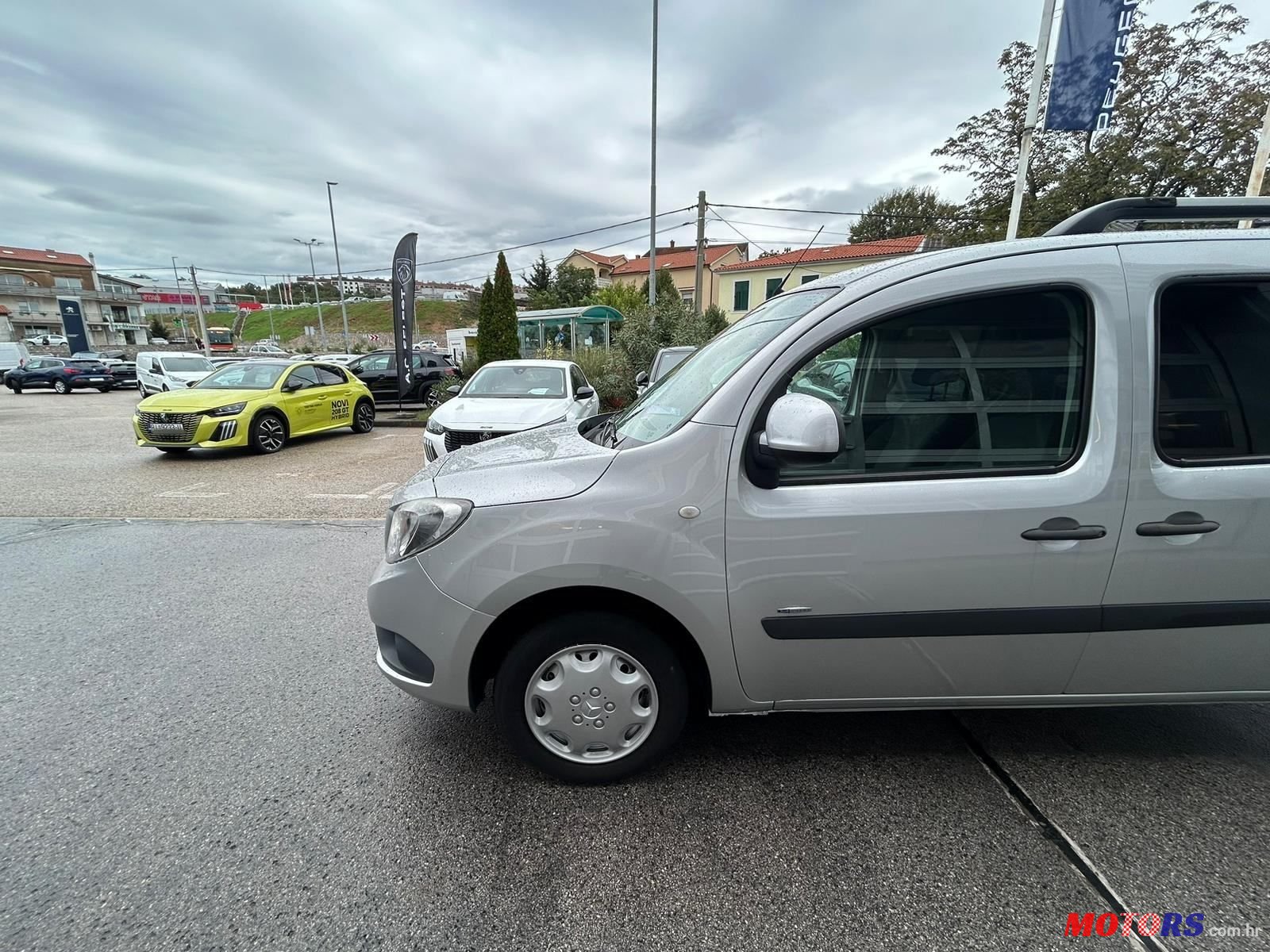 2014' Mercedes-Benz Citan Kombi photo #4