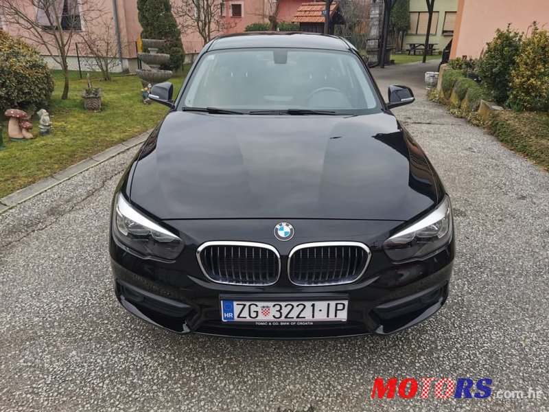 2015' BMW Serija 1 116I photo #2