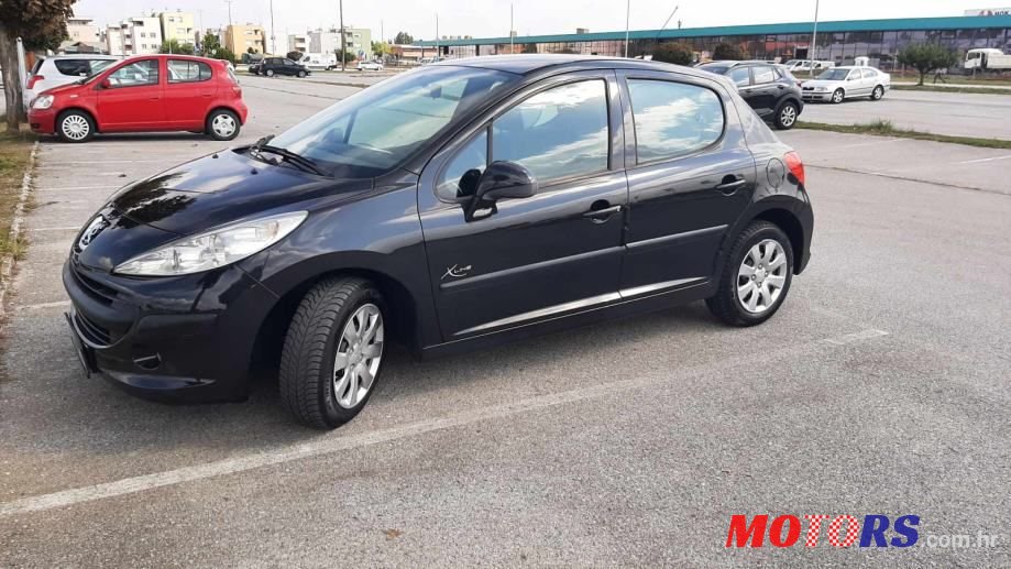 2007' Peugeot 207 1,4 photo #2