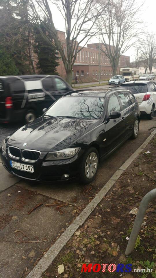 2011' BMW 316 photo #6