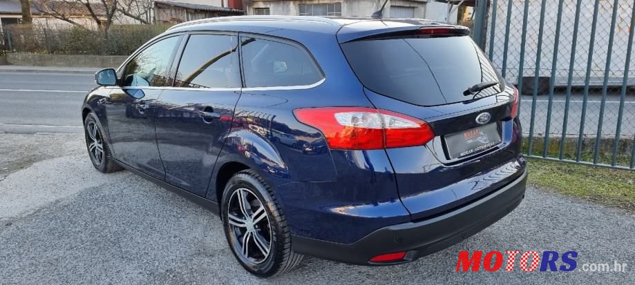 2014' Ford Focus Karavan photo #5