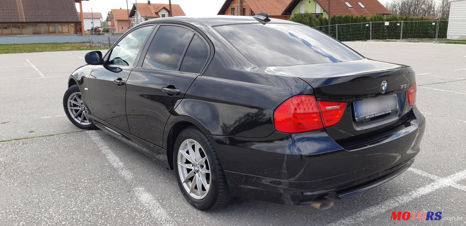 2010' BMW Serija 3 318D photo #2