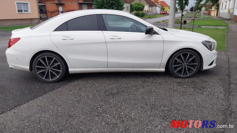 2015' Mercedes-Benz Cla Klasa 180 Cdi photo #2