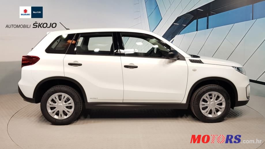 2019' Suzuki Vitara 1,0 photo #3