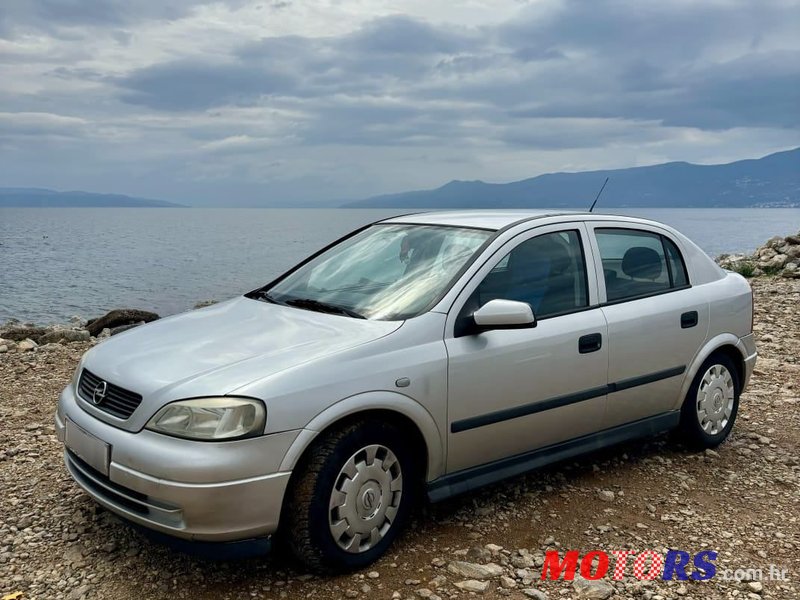 2004' Opel Astra Classic 1,6 photo #5