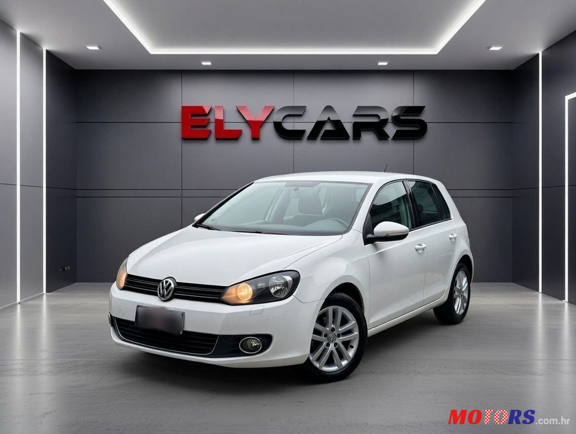 2011' Volkswagen Golf VI 1,6 Tdi photo #1