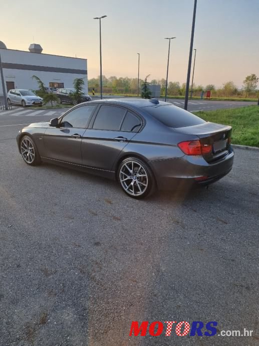 2015' BMW Serija 3 318Xd photo #6