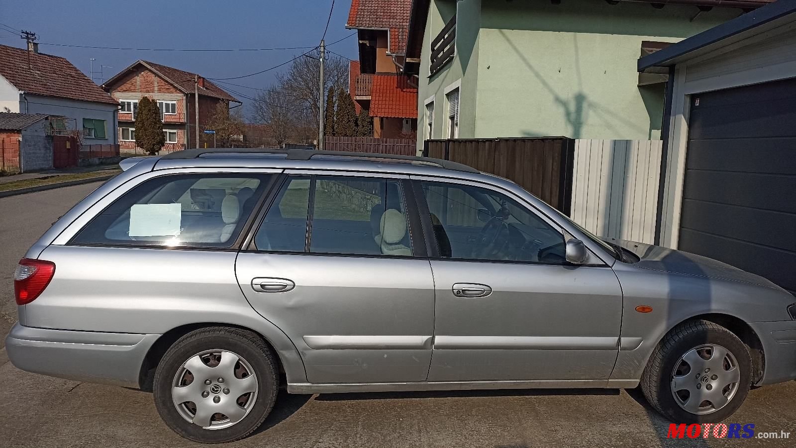 2001' Mazda 626 Wagon photo #2