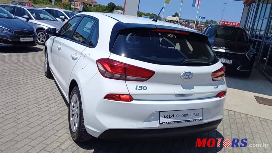 2018' Hyundai i30 photo #5