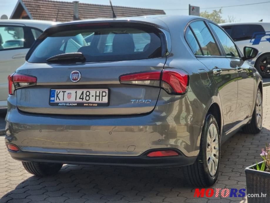 2017' Fiat Tipo photo #4