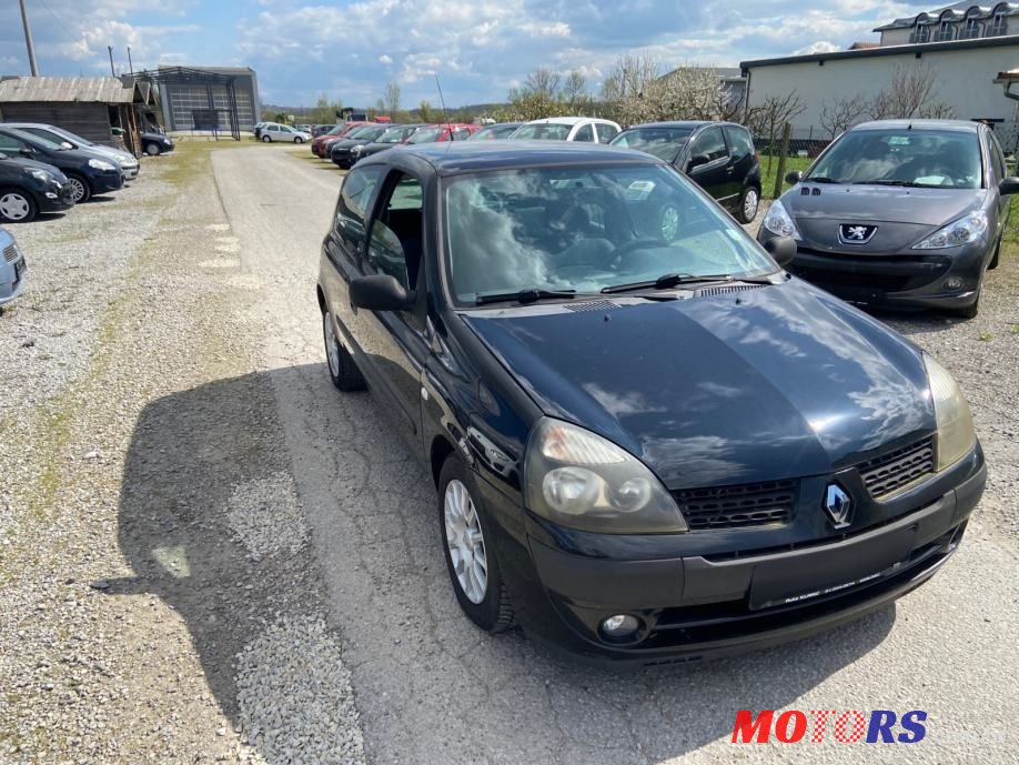 2004' Renault Clio 1,5 Dci photo #5