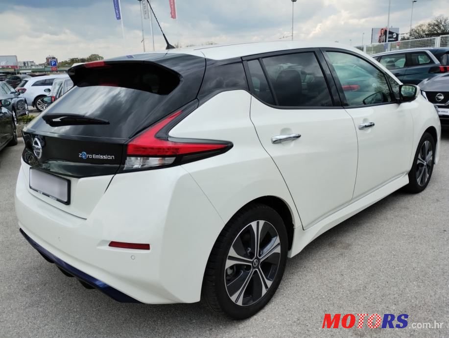 2020' Nissan Leaf Elektro 39 Kwh N-Connecta photo #6