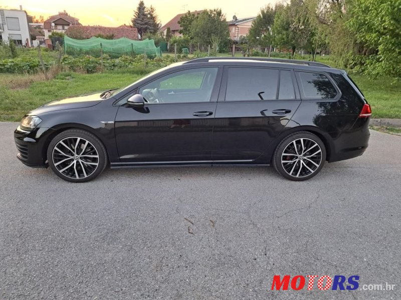 2016' Volkswagen Golf VII Variant photo #5