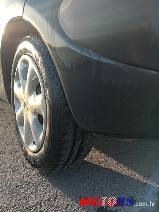 2000' Citroen Xsara Picasso photo #2