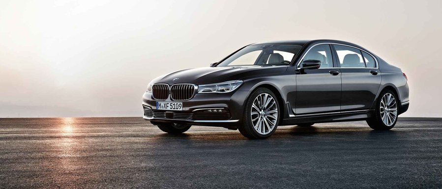 BMW To Stop Production Of Gasoline 7 Series In Europe For A Year