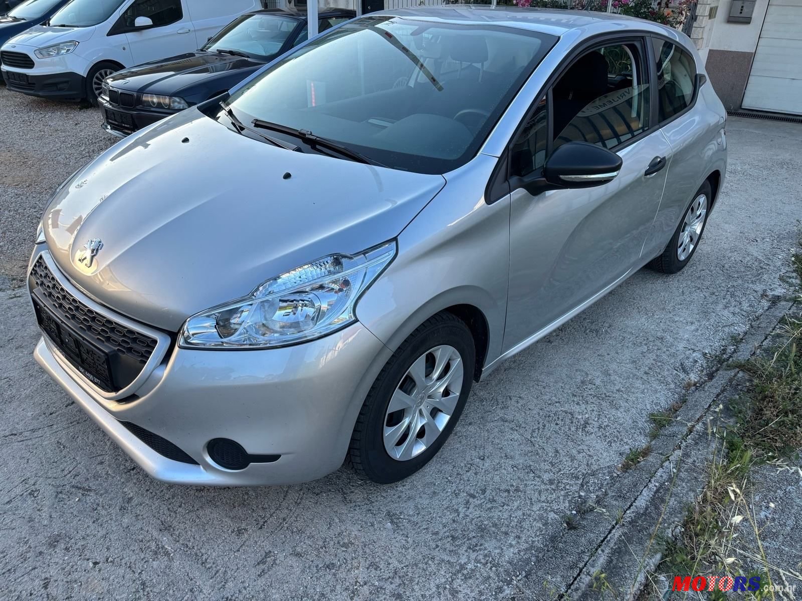 2014' Peugeot 208 1,0 Vti photo #3