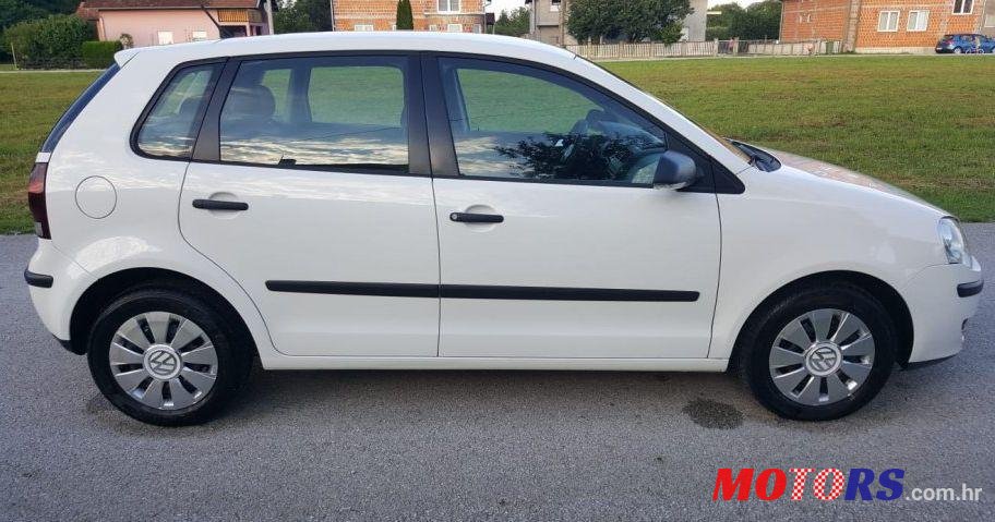 2006' Volkswagen Polo 1,9 Sdi photo #1