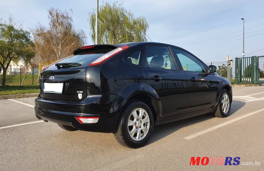 2008' Ford Focus photo #5