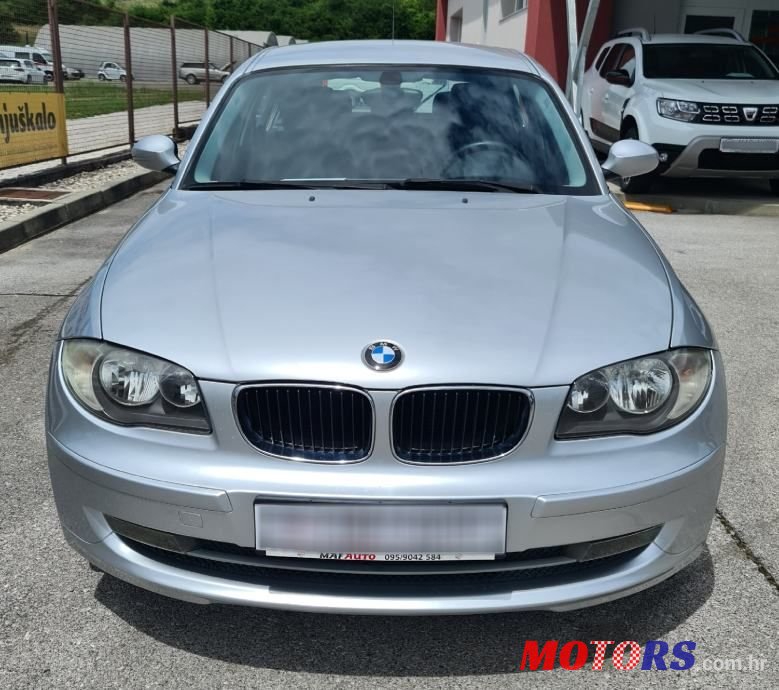 2009' BMW Serija 1 118D photo #2