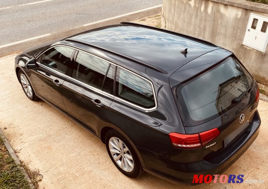 2019' Volkswagen Passat Variant photo #3