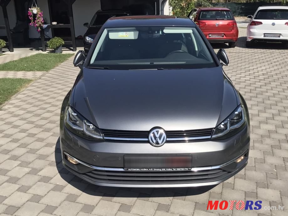 2017' Volkswagen Golf 7 2,0 Tdi photo #1