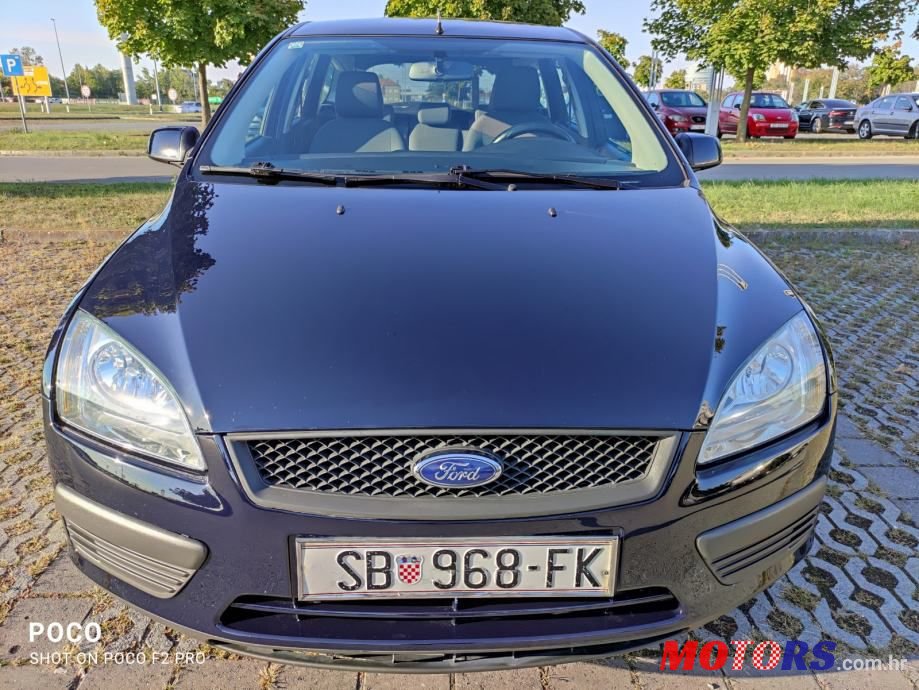 2007' Ford Focus Karavan photo #2