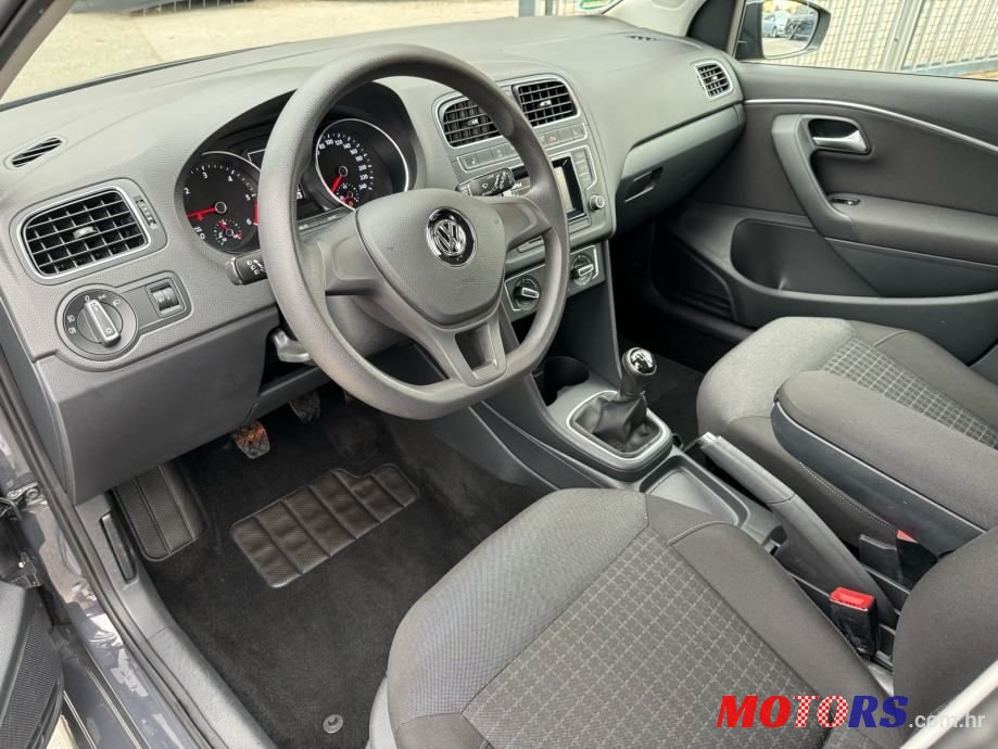 2015' Volkswagen Polo 1,4 Tdi photo #6