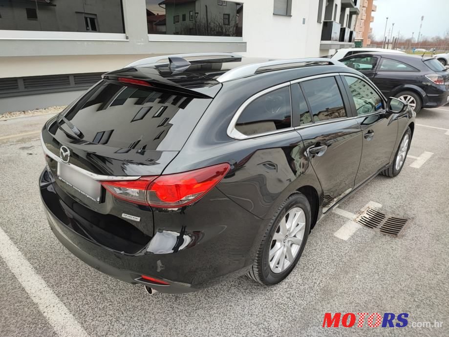 2014' Mazda 6 Sport Combi photo #5