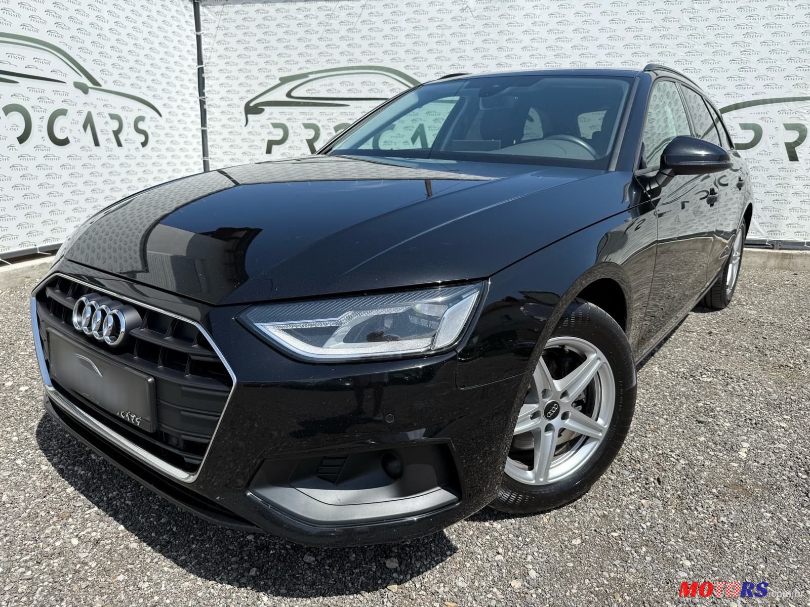 2022' Audi A4 Avant photo #2