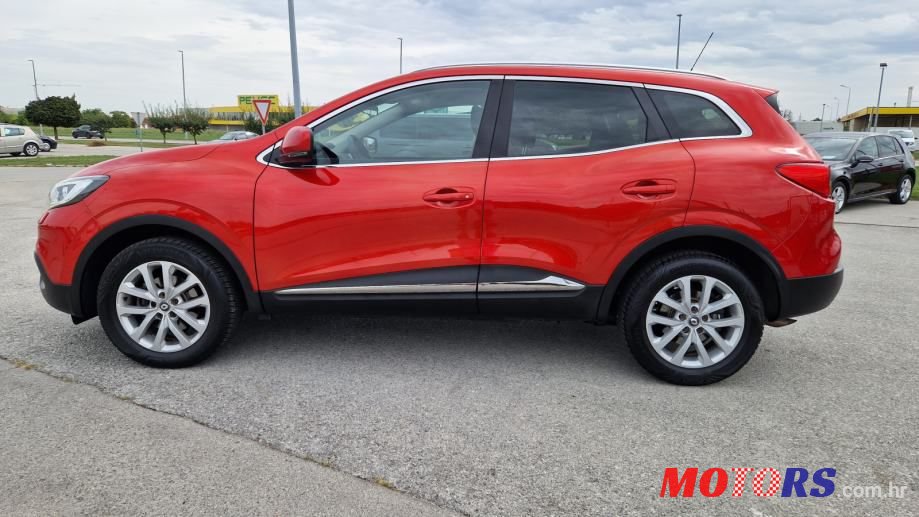 2016' Renault Kadjar Dci 130 photo #4