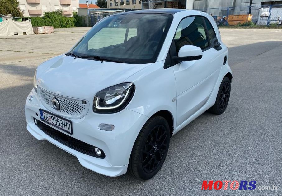 2020' Smart Fortwo Coupe Smart Fortwo photo #1