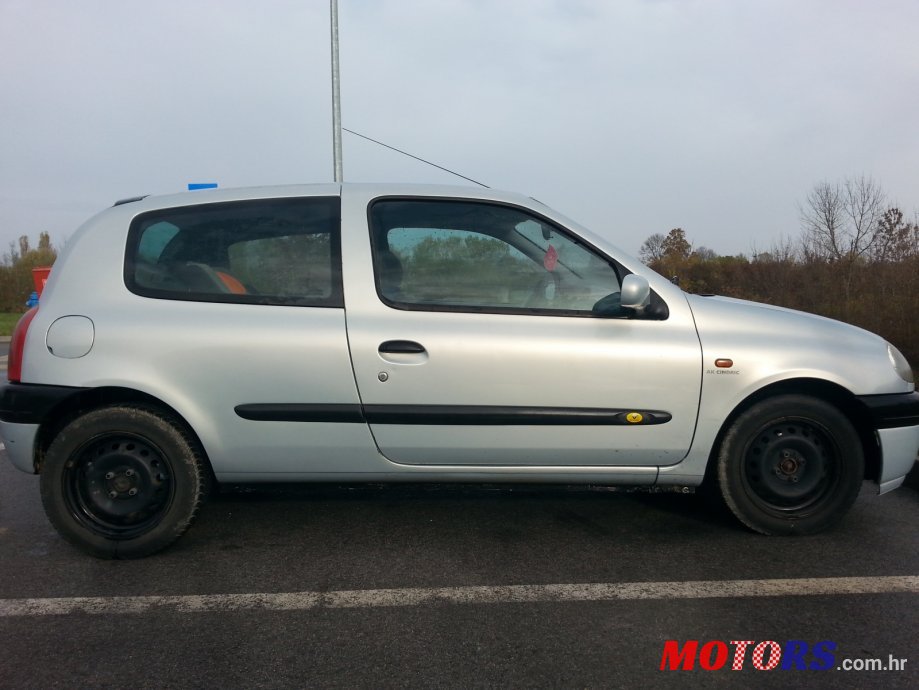 2000' Renault photo #1