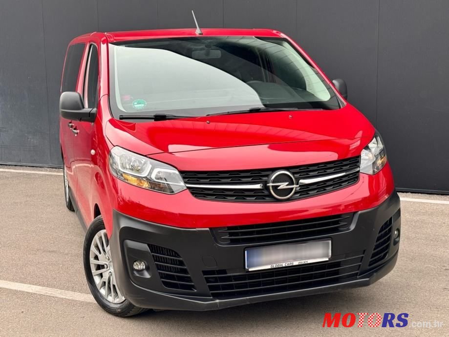 2020' Opel Zafira 1,5 D photo #3