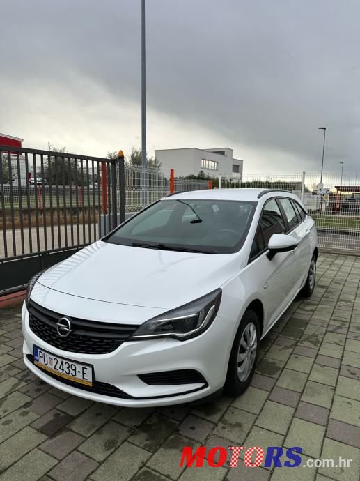 2016' Opel Astra Karavan photo #1