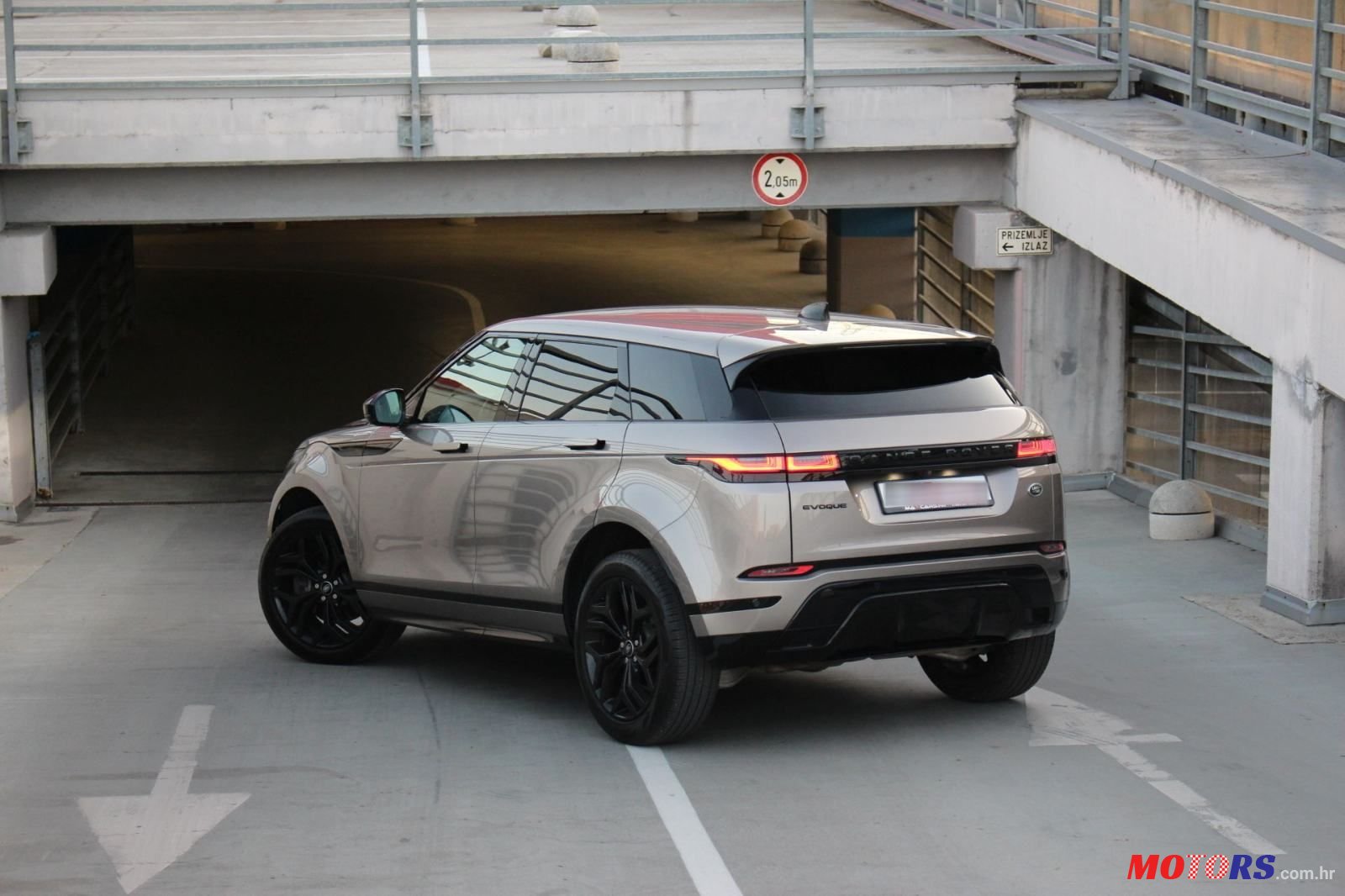 2022' Land Rover Range Rover Evoque 2,0 photo #4