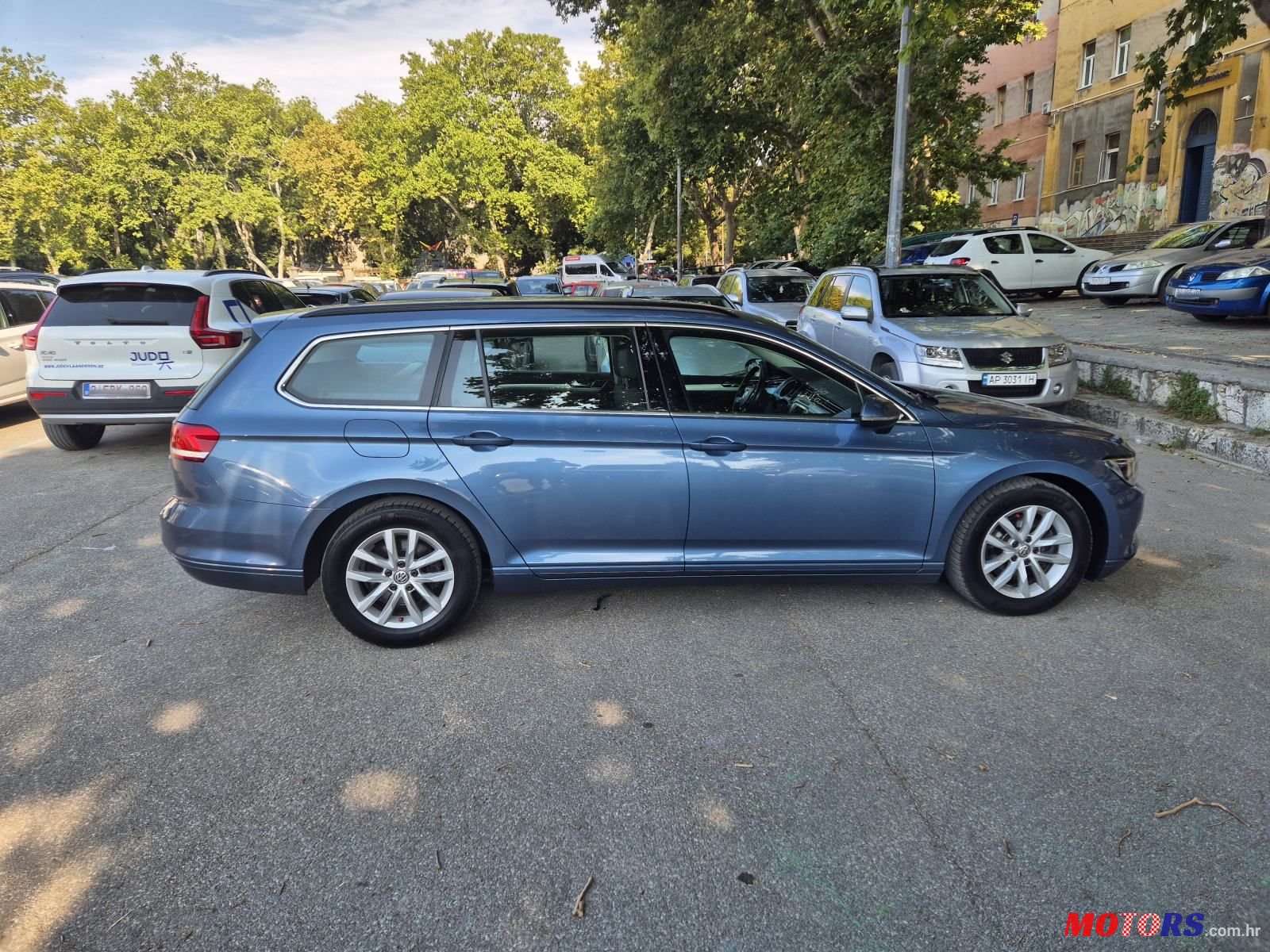 2015' Volkswagen Passat Variant photo #2