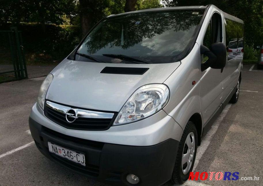 2008' Opel Vivaro 2,0 2,9 T photo #1