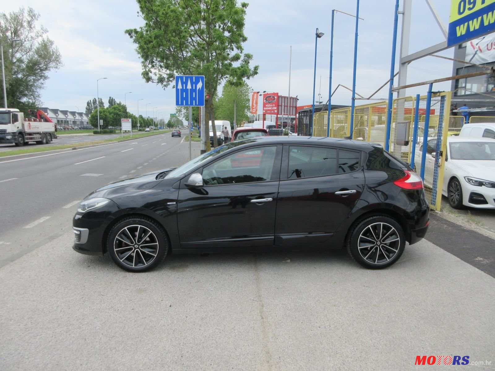 2013' Renault Megane Classic photo #2