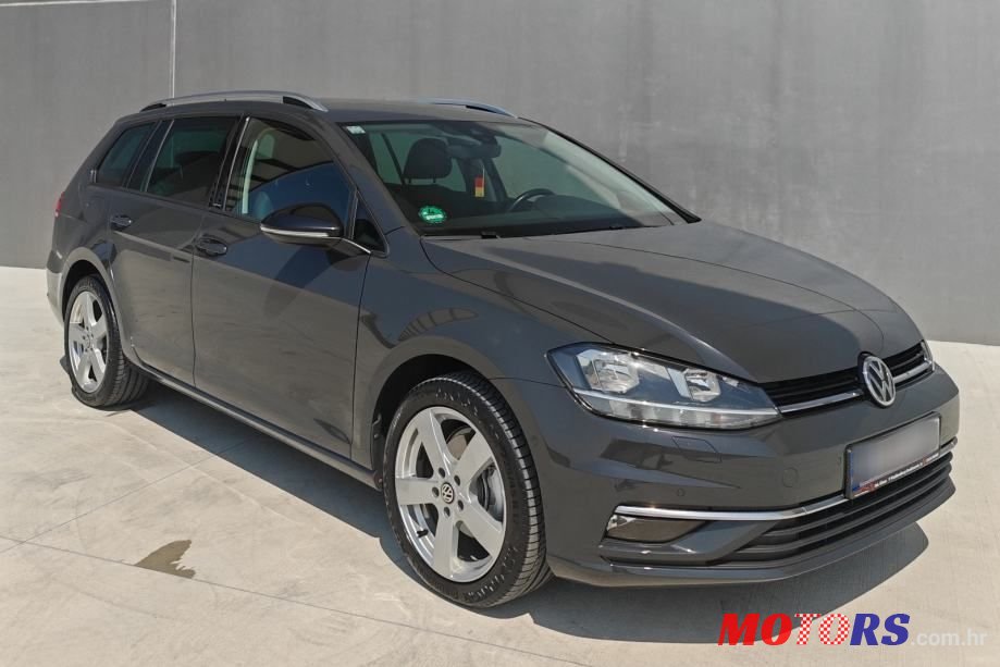 2019' Volkswagen Golf VII Variant photo #2