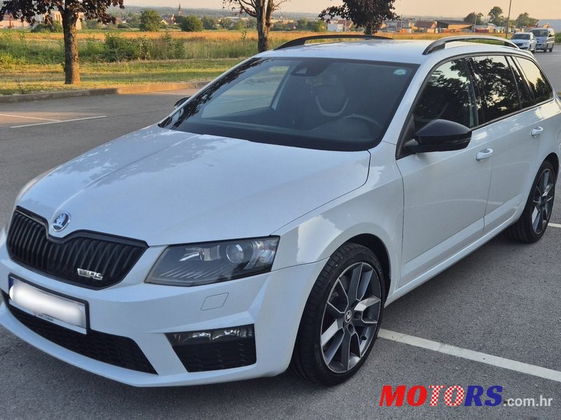 2014' Skoda Octavia Combi photo #3