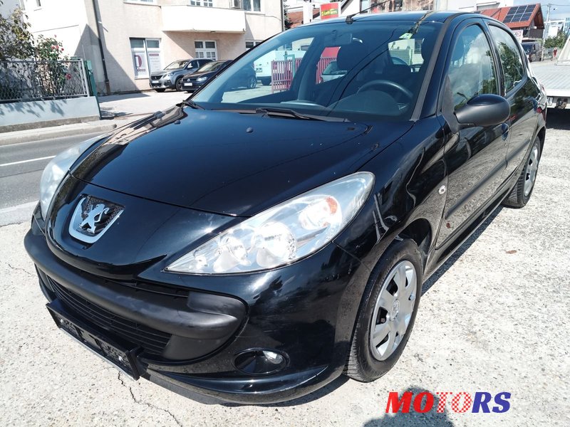 2011' Peugeot 206 1,4 photo #1