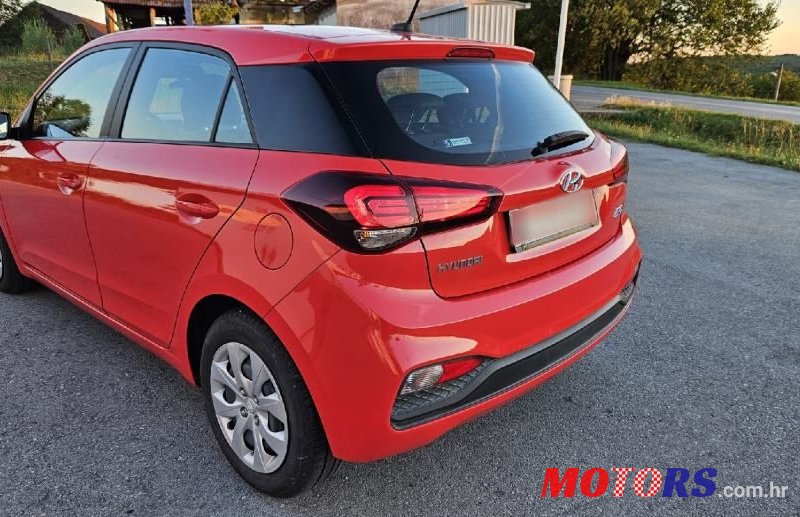 2020' Hyundai i20 1,25 photo #6