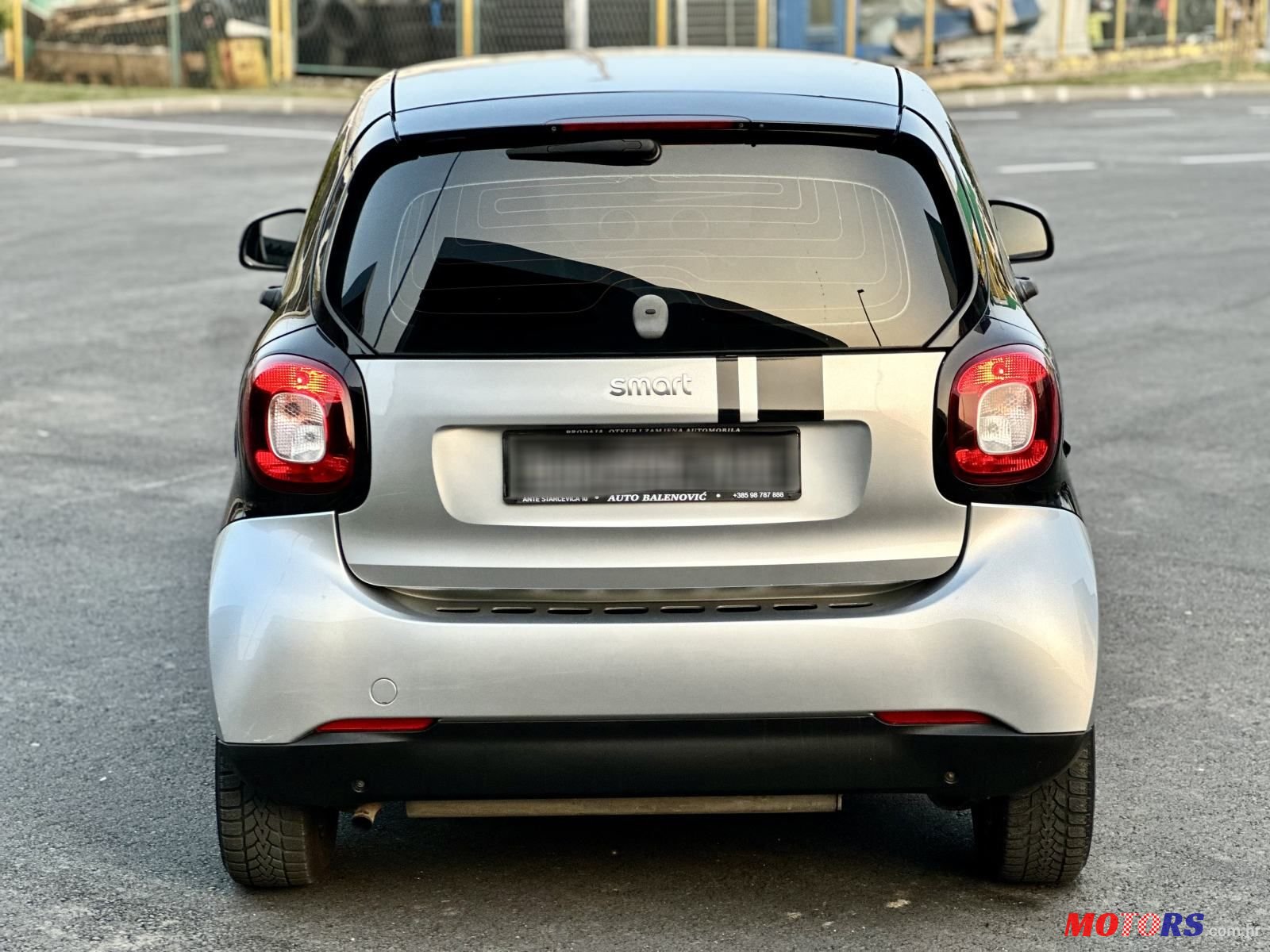 2015' Smart Fortwo 0.9 Turbo Limited photo #6